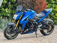 SUZUKI GSX-S1000